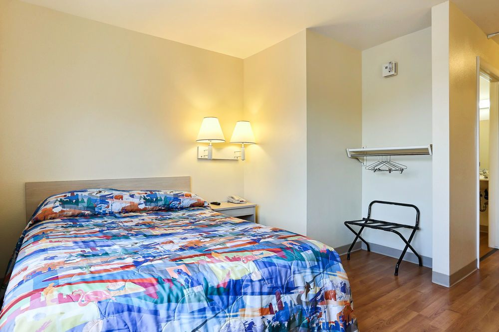 Motel 6-Everett, Wa - North Εξωτερικό φωτογραφία