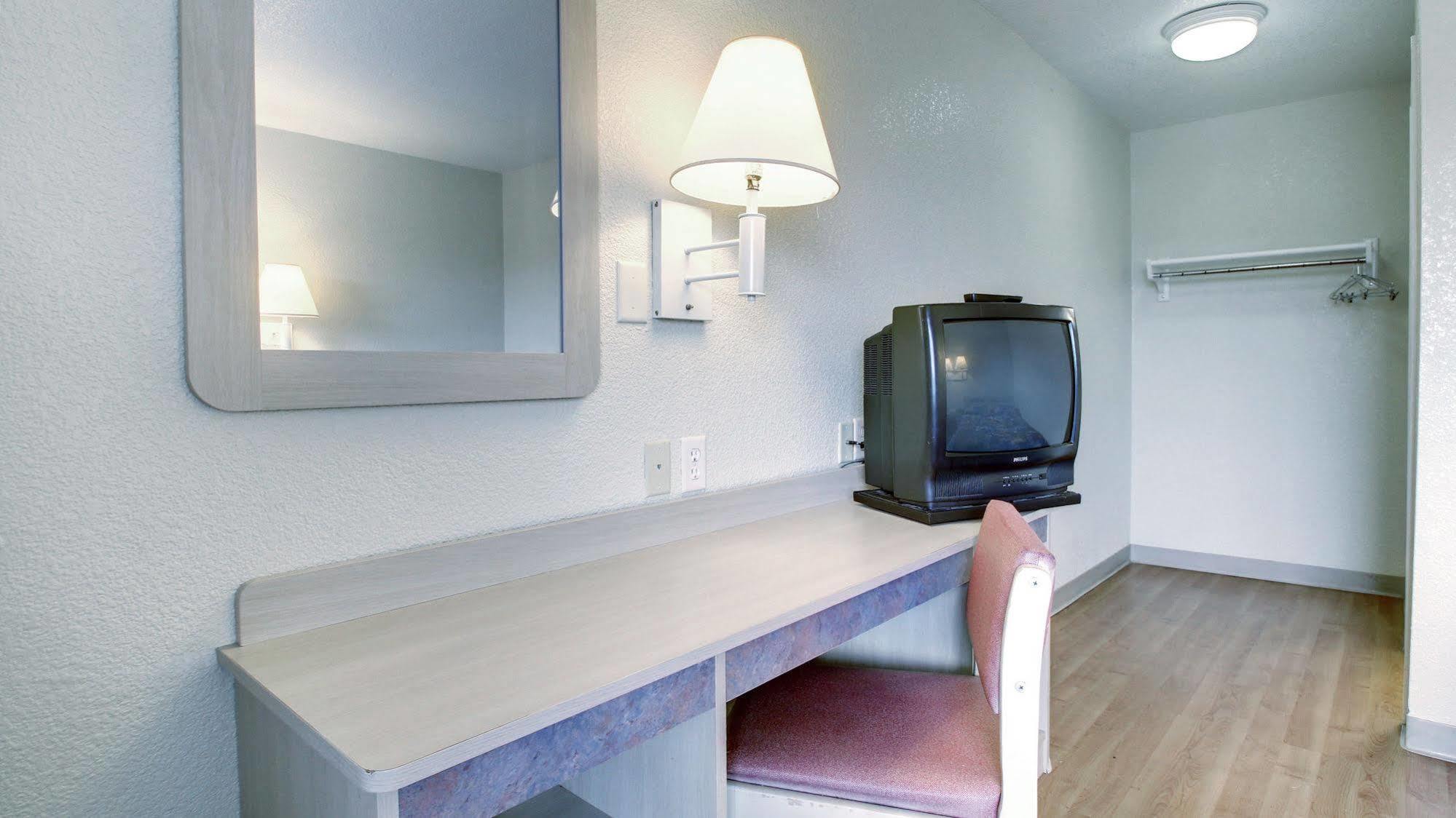 Motel 6-Everett, Wa - North Εξωτερικό φωτογραφία