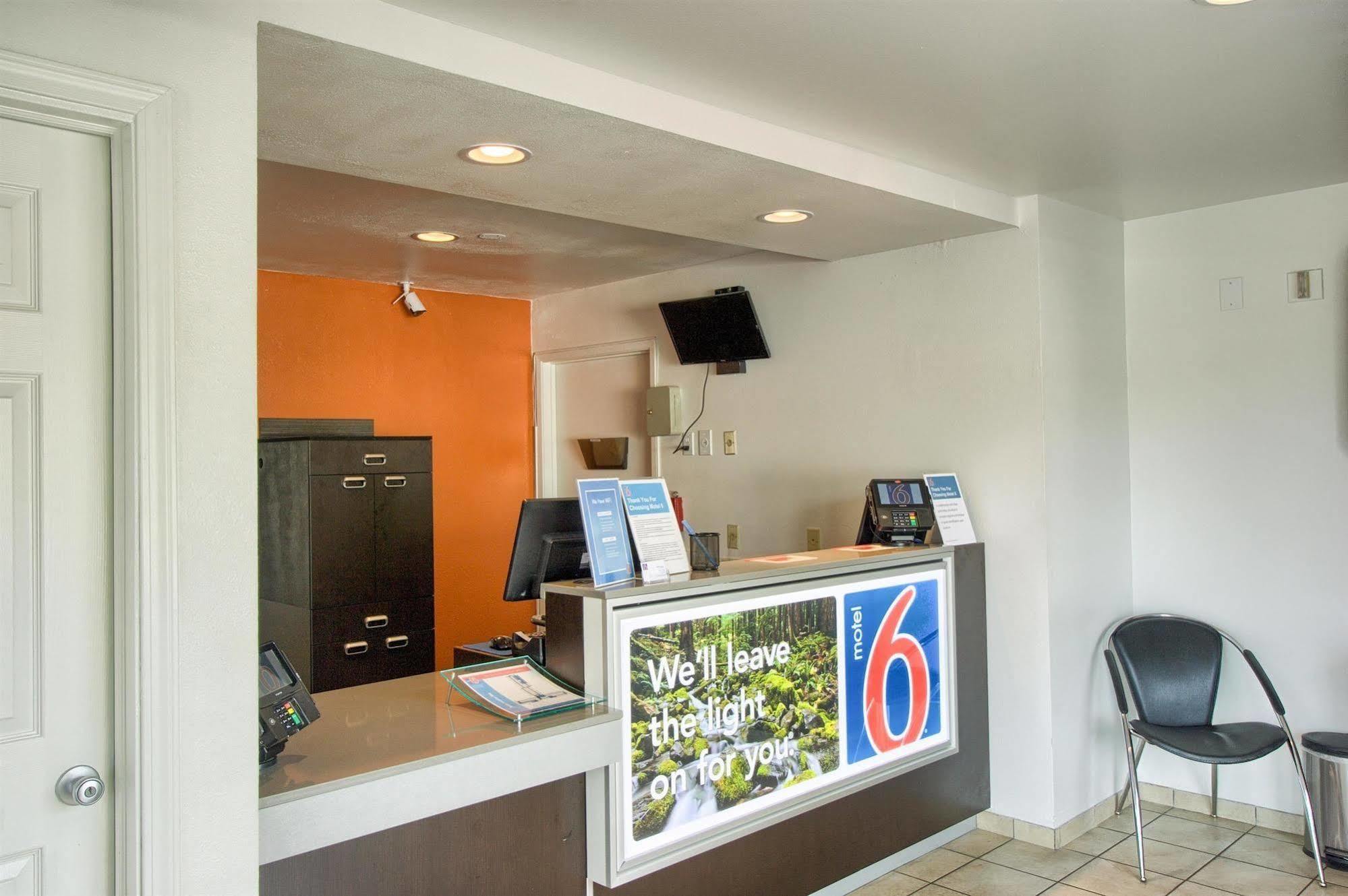 Motel 6-Everett, Wa - North Εξωτερικό φωτογραφία